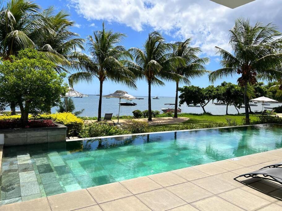 Latitude Luxury Seafront Suite Riviere Noire Exterior photo