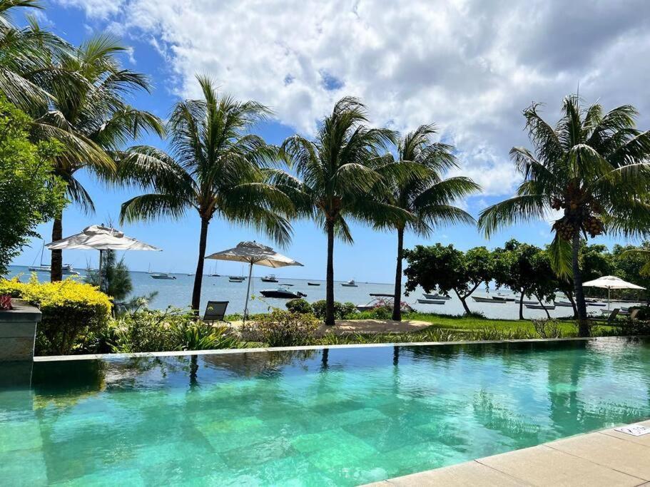 Latitude Luxury Seafront Suite Riviere Noire Exterior photo